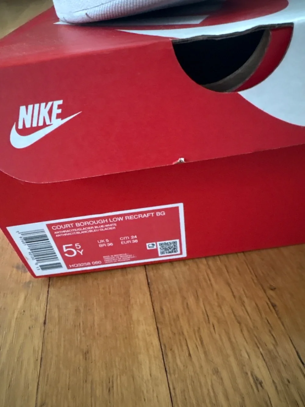Nike Court Borough Low Recraft Sneakers Boys Size 5.5